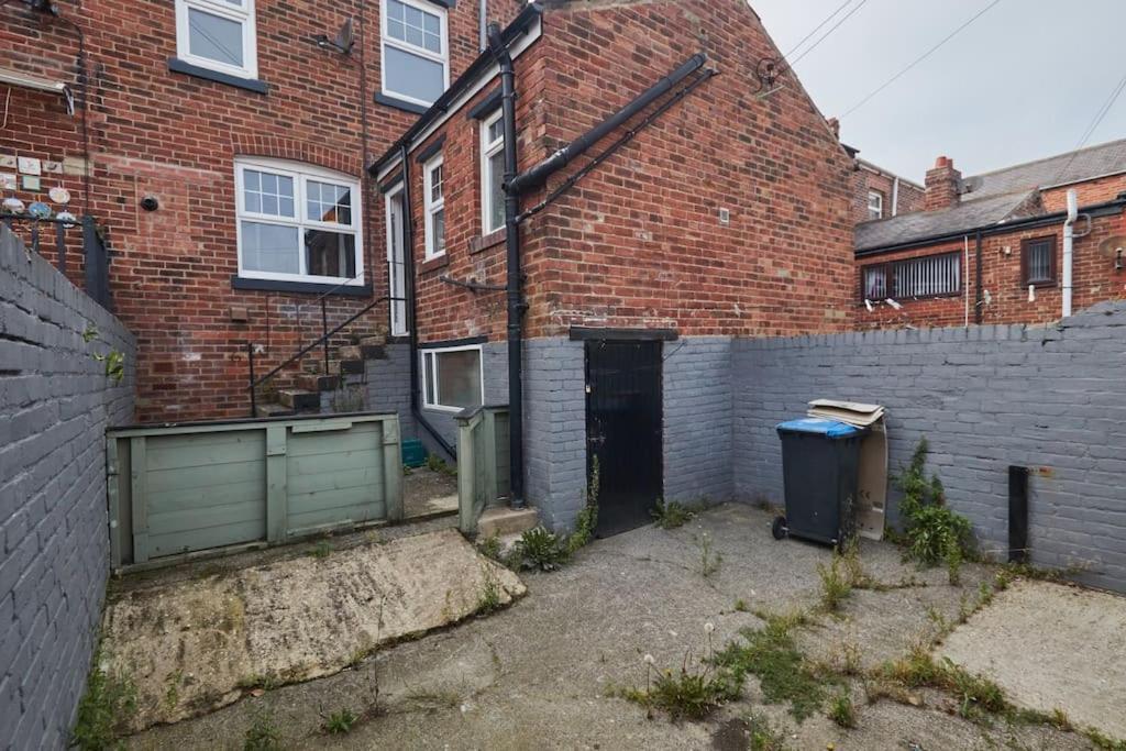 Cosy 3-Bedroom House In Seaham - Street Parking Exteriör bild